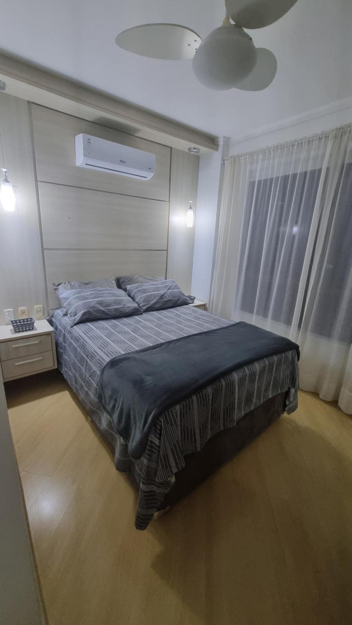 1 Quadra Da Praia E Da Roda Gigante Balneário Camboriú Exteriér fotografie